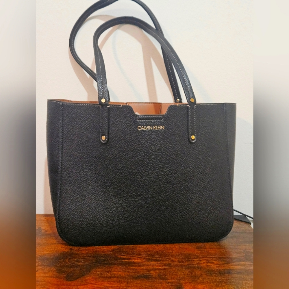 Black Calvin Klein Dilan Bag